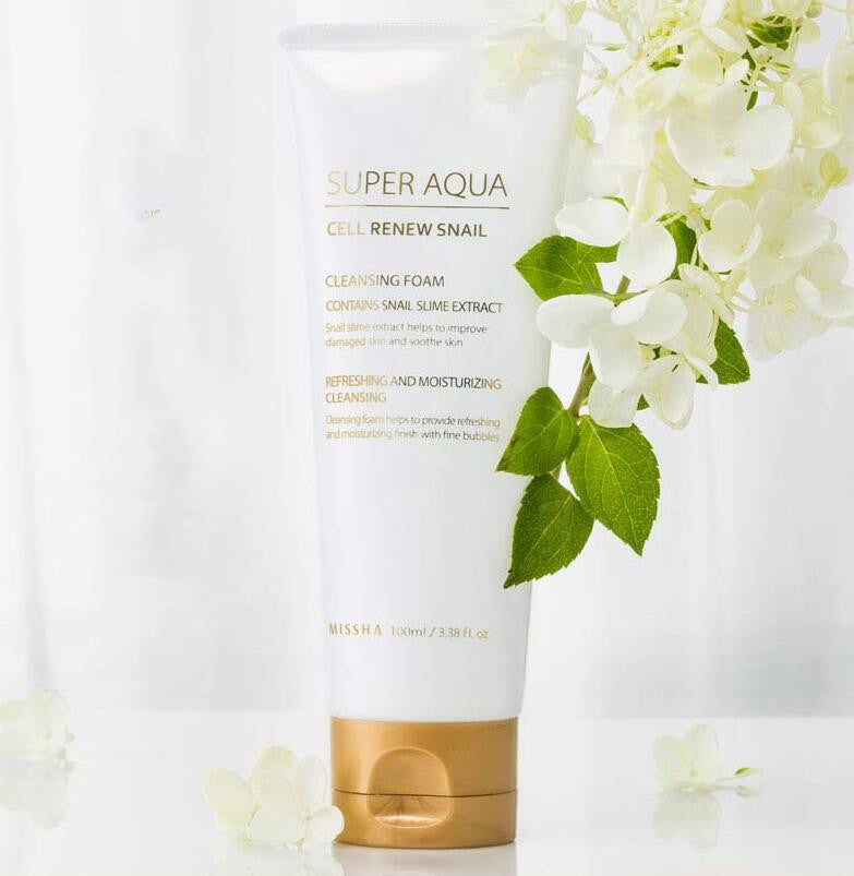 Super Aqua Cell Renew Snail Cleansing Foam mit Blumen und Schneckenschleim-Extrakt